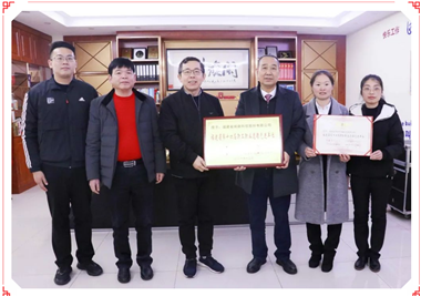 閩旋科技再添佳績，泉州市總工會黨組書記、常務(wù)副主席韓衛(wèi)華一行蒞臨指導(dǎo)工作